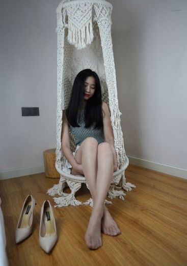黄色在床上动_蓝光免费观看电视剧