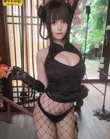 丰满熟妇大肉唇张开_720在线观看高清