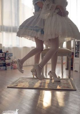 高跟鞋鞋交视频vk_BD韩语电影免费在线