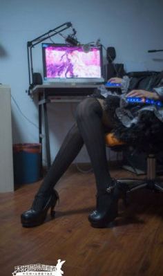 亚洲成AV人片一区二区久久久_免费高清在线观看