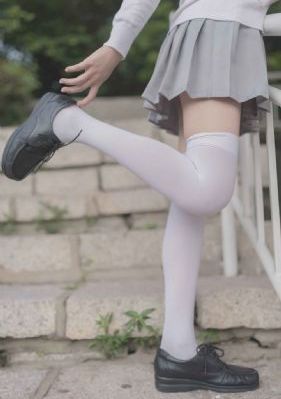 精品白丝美女少妇旗袍_手机在线看片