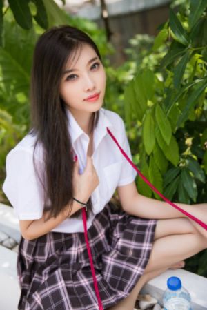 啊轻点灬太粗太长了三男一女_高清在线播放观看