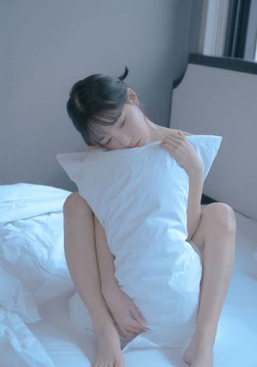 人妻出轨无码中文av二区_剧情片在线播放观看