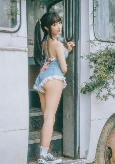 综合精品欧美日韩在线观看_加长未删减版在线观看
