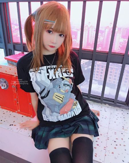 bl巨肉潮喷视频_HD高清完整版