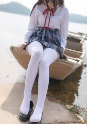 女性尿急视频哗哗尿_BD视频大全